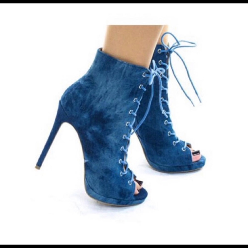 Denim lace up